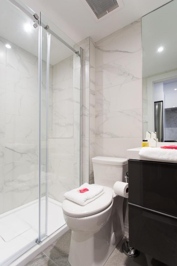 Romantic Studio In The Heart Of Little Italy By Den Stays مونتريال المظهر الخارجي الصورة
