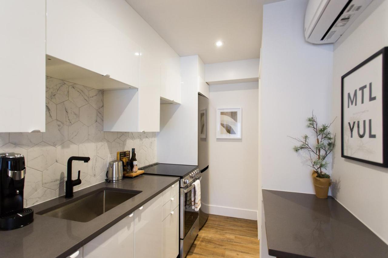 Romantic Studio In The Heart Of Little Italy By Den Stays مونتريال المظهر الخارجي الصورة